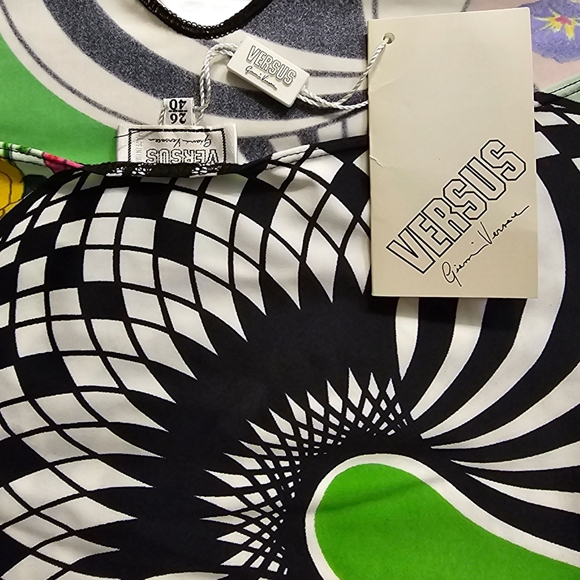 Gianni Versace Versus Swimsuit - Picture 5 of 5